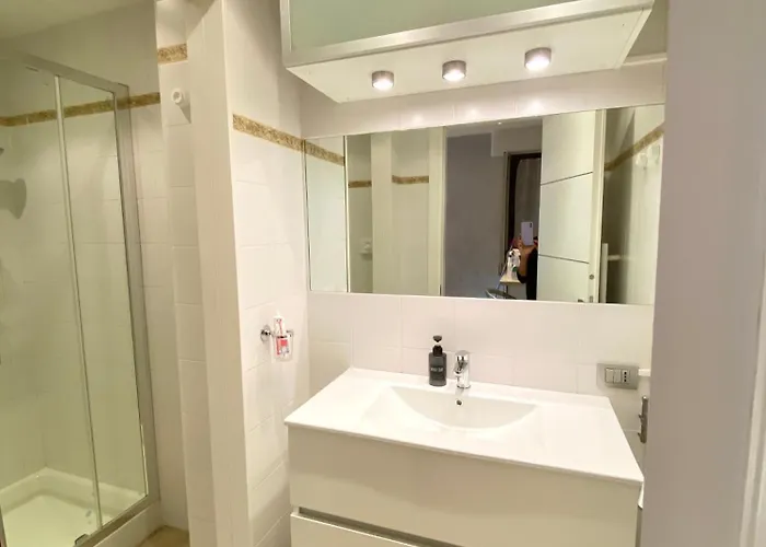 Cool Flat - Private Parking & Rooftop Terrace Casa de Férias