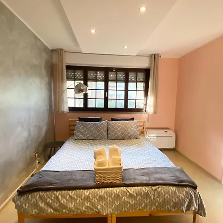別荘 Cool Flat - Private Parking & Rooftop Terrace